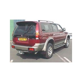 ATTELAGE MITSUBISHI PAJERO SPORT - rotule equerre