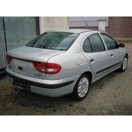 ATTELAGE RENAULT MEGANE COFFRE 1996-2003 (4 Portes) - COL DE CYGNE
