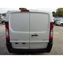 ATTELAGE PEUGEOT EXPERT II 01/2007-06/2016 - ROTULE EQUERRE