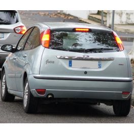 ATTELAGE FORD FOCUS 1998-10/2004 (3 ET 5 PORTES) - COL DE CYGNE