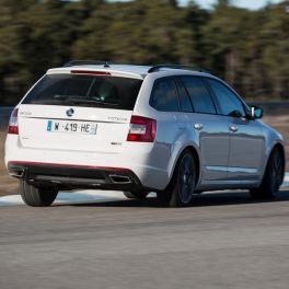 ATTELAGE SKODA OCTAVIA COMBI RS 08/2014- - (BREAK) - COL DE CYGNE